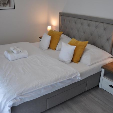 Kinga Apartman Дунайска-Стреда Экстерьер фото