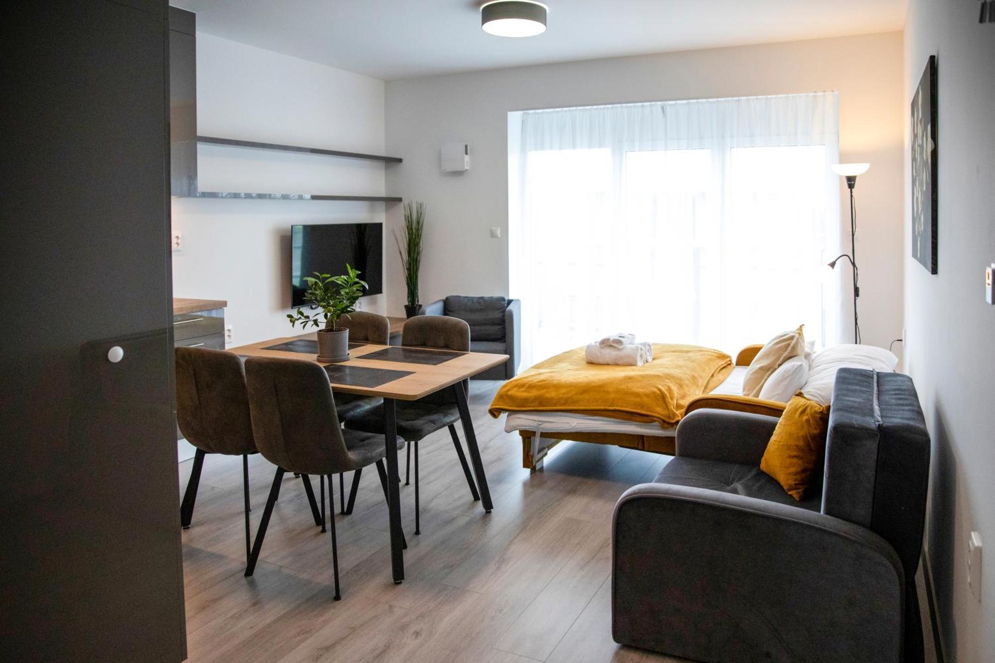 Kinga Apartman Дунайска-Стреда Экстерьер фото