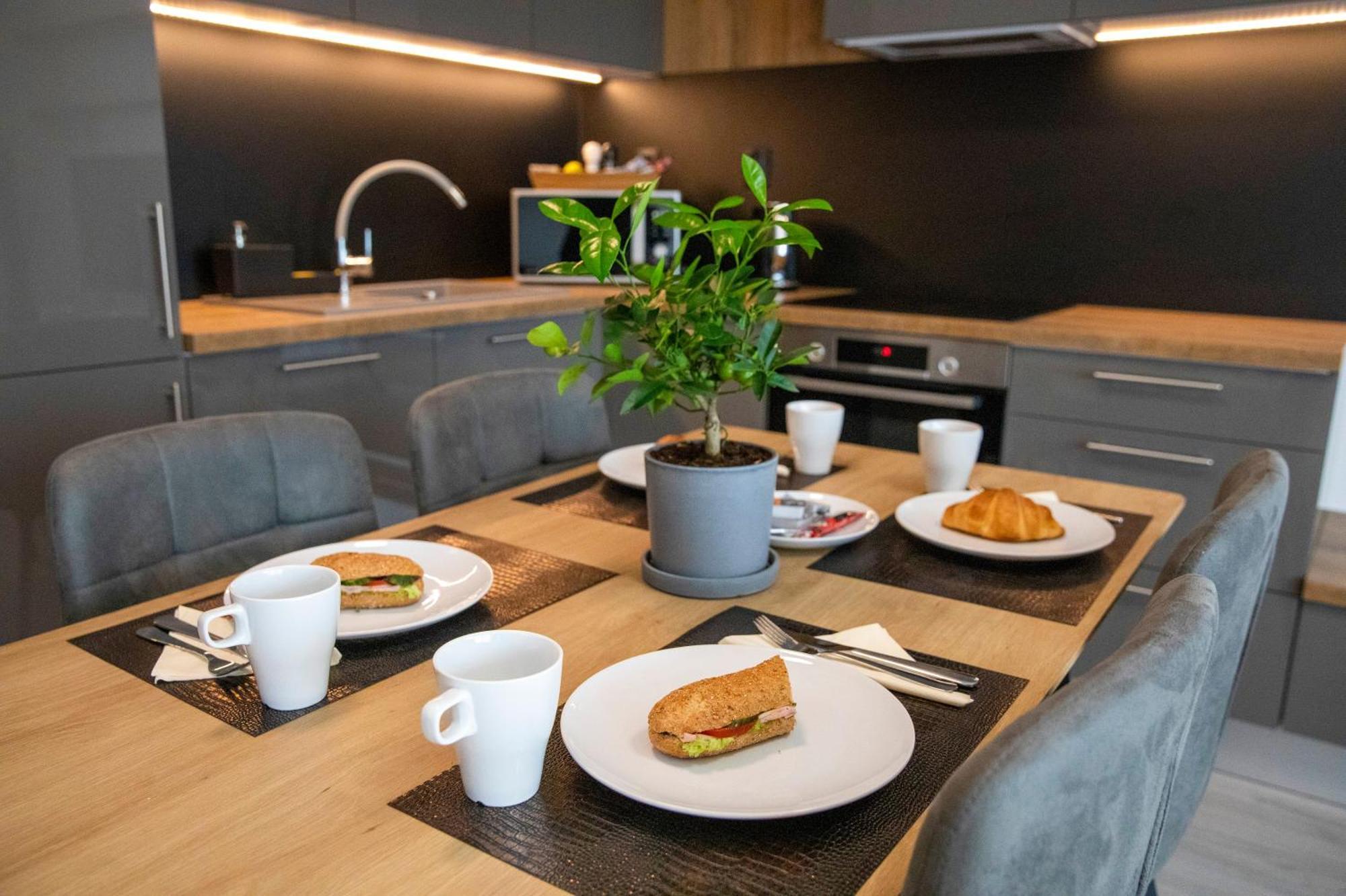 Kinga Apartman Дунайска-Стреда Экстерьер фото
